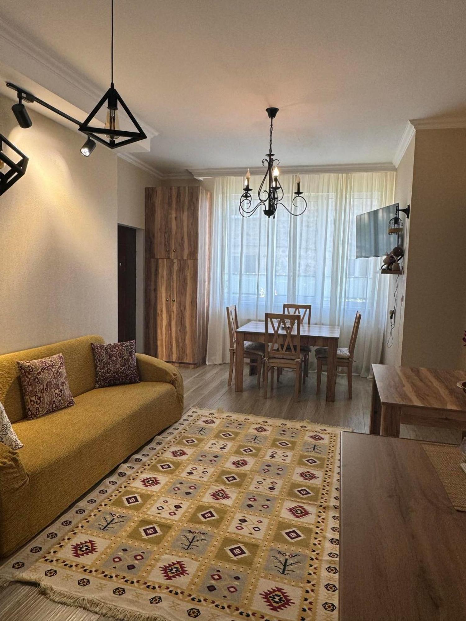 Baqari Inn Kazbegi Eksteriør billede