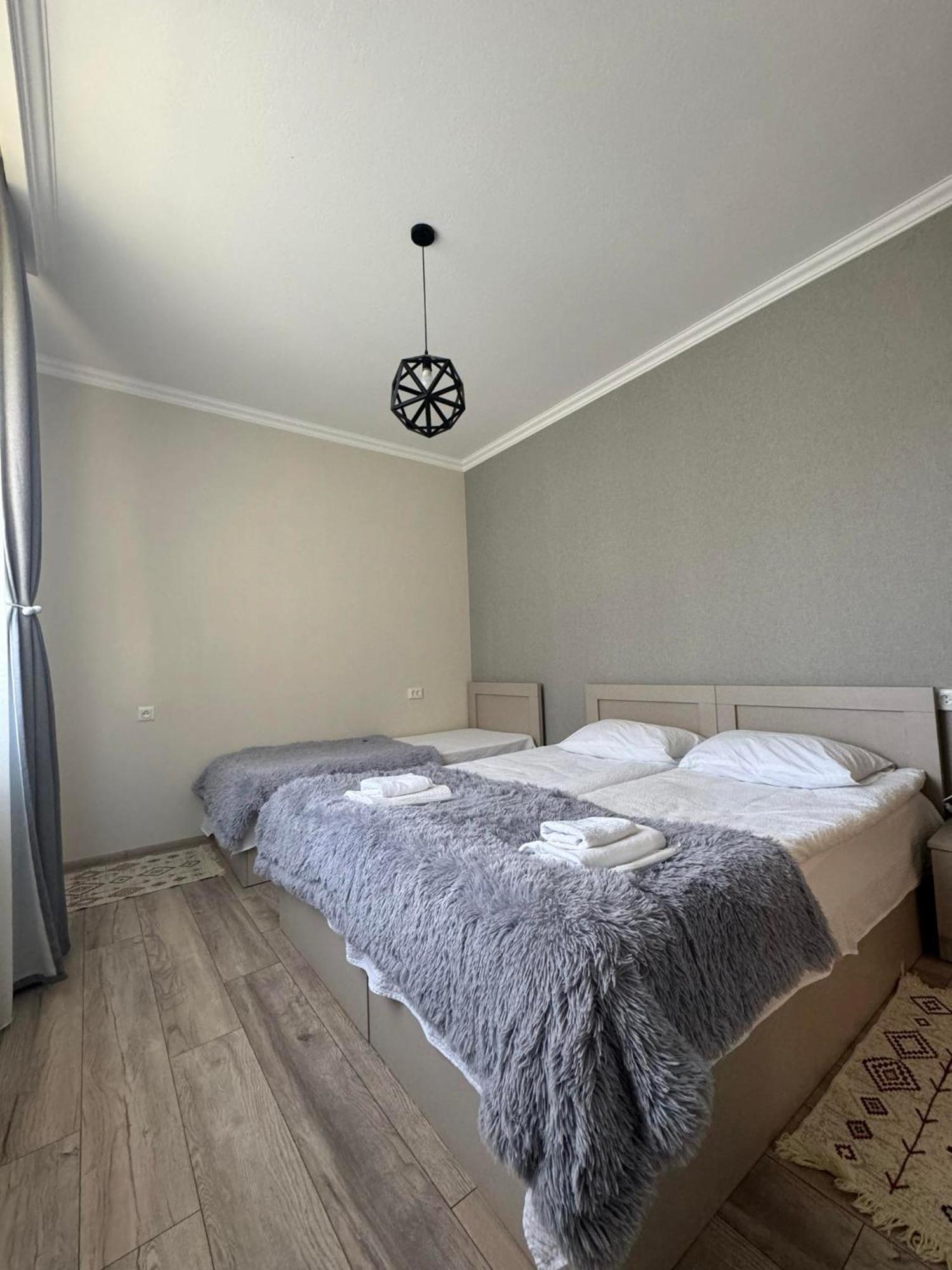 Baqari Inn Kazbegi Eksteriør billede