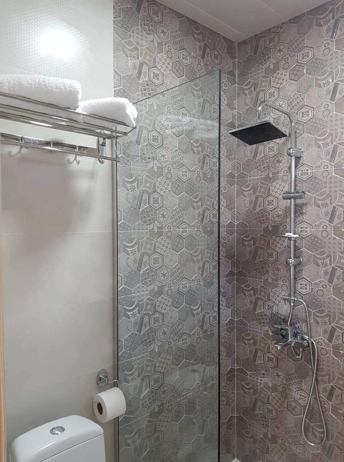 Baqari Inn Kazbegi Eksteriør billede